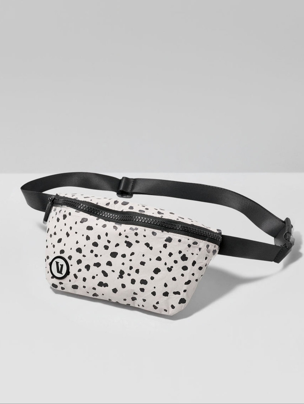 ALOHA Collection x Vuori Mini Hip Pack in Dune Dots (NWT)